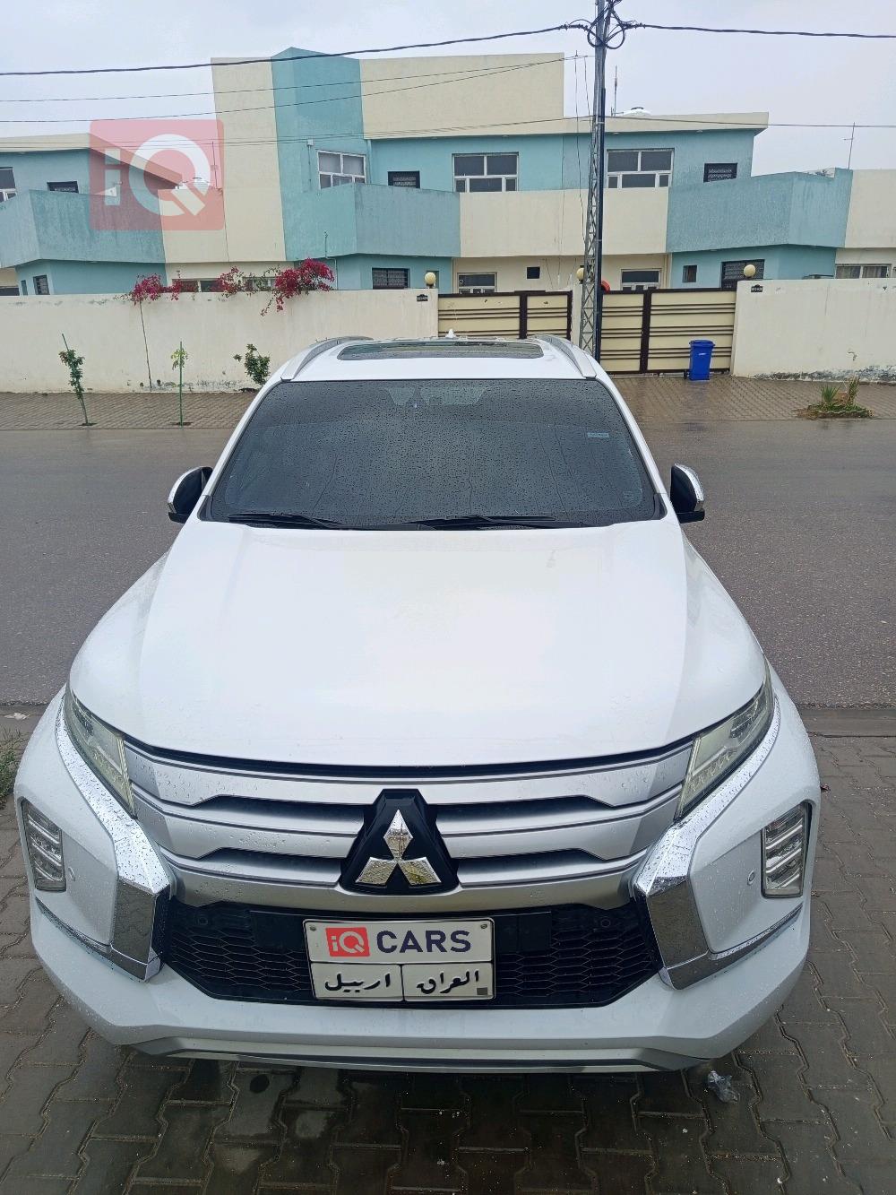 ميتسوبيشي باجيرو سبورت